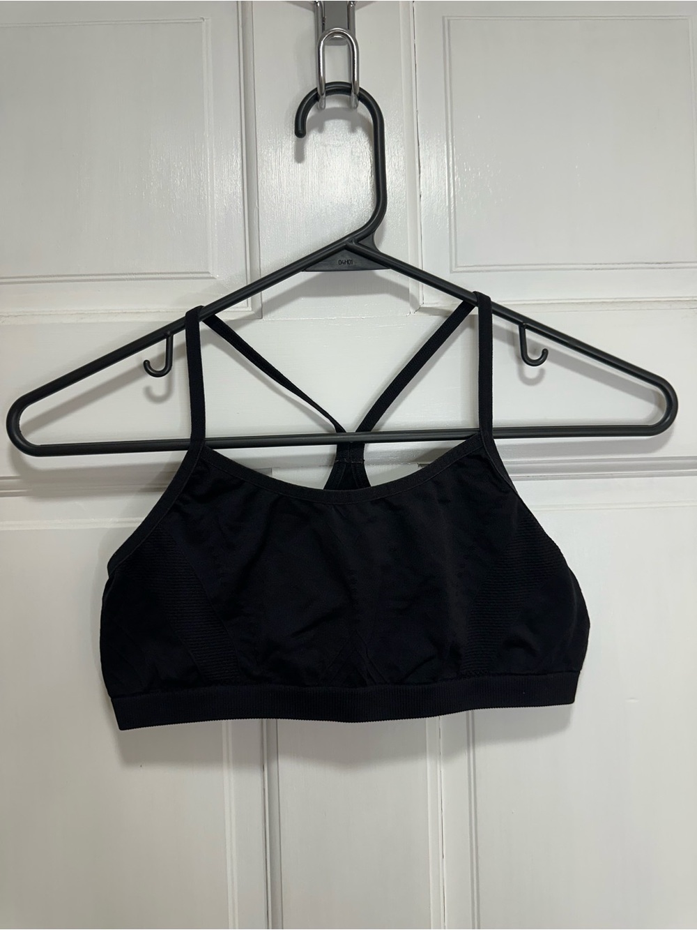 Barely There Y-Back Sports Bra in Black Girls Size XL Activewear